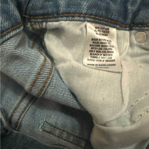 True Craft Multi Button Light Distressed Denim Blue Jean Shorts Women’s size 3 - Picture 9 of 9